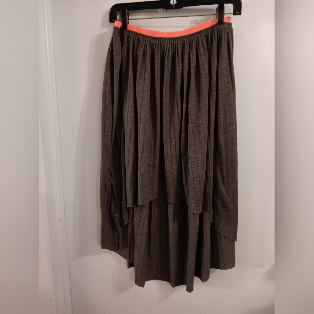 American Eagle Outfitters Gray Asymmetrical Pleated Skirt Coral High Low